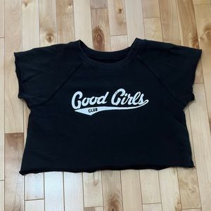 Thick cropped vintage black shirt